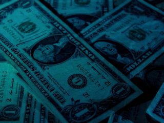 paypal entra in un investimento blockchain dopo ceo bashes crypto