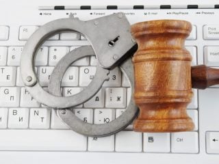 trader di bitcoin ordinato per la perdita di 800 000 guadagnati tramite scambio senza licenza