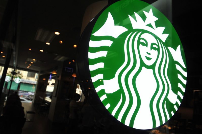 starbucks per tracciare il caffe utilizzando il servizio blockchain di microsoft coindesk