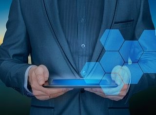 businessman 3213659 640