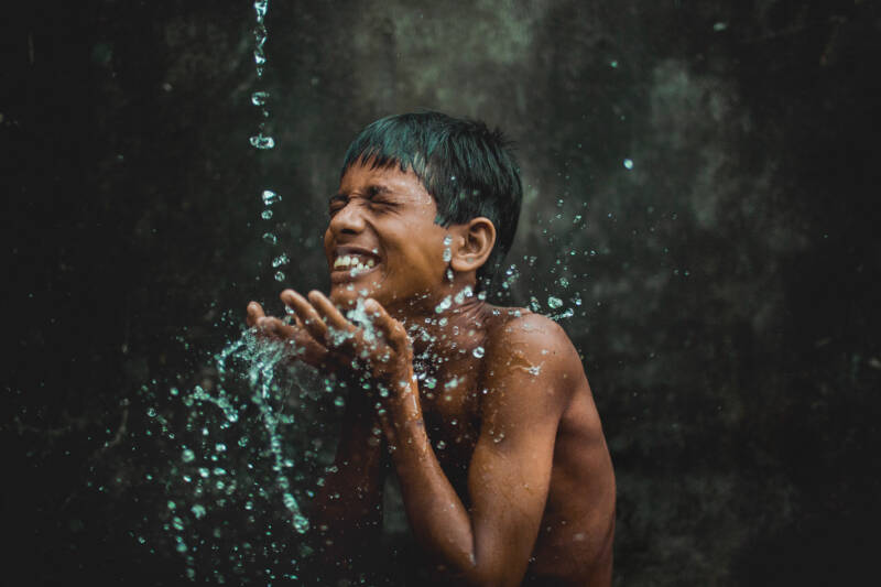 Come la Blockchain potrebbe salvare la beneficenza sempre piu corrotta e sprecona 800x533 - Come la Blockchain può salvare la beneficenza sempre meno credibile più corrotta e sprecona