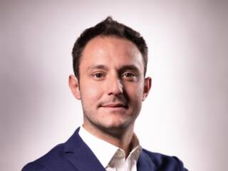 La Blockchain per tutelare la proprietà intellettuale e il diritto dautore Matteo Bormetti Chief MarketingCommercial Officer CreativitySafe