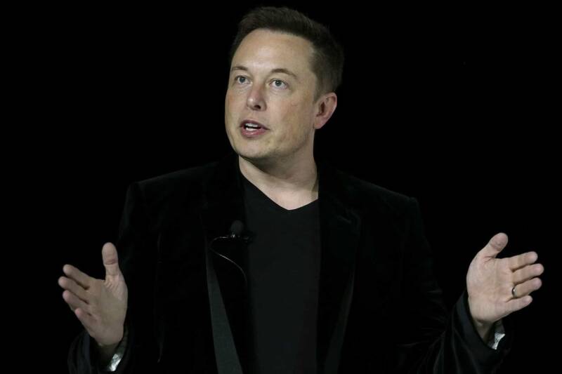 elon musk ancora scatenato contro la lia intelligenza artificiale avanzatache manipola i social media