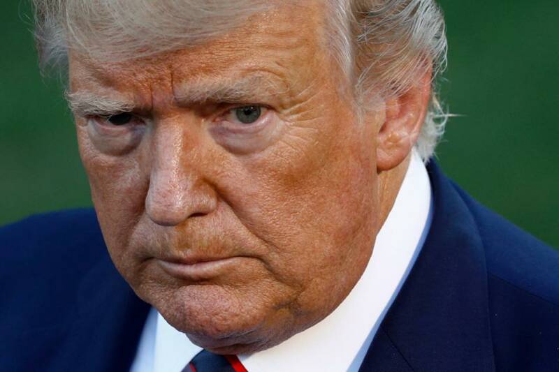 lordine esecutivo di trump che vieta una criptovaluta potrebbe mutare in una legge di vasta portata 800x533 - Trump frena le Cryptovalute: una legge blocca il Petro e preoccupa il Bitcoin