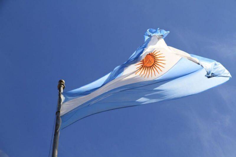 Bitcoin spinto alla massima quotazione dalla crisi finanziaria Argentina perche largentina sta vedendo un premio bitcoin yahoo finance 800x532 - Bitcoin spinto alla massima quotazione dalla crisi finanziaria Argentina