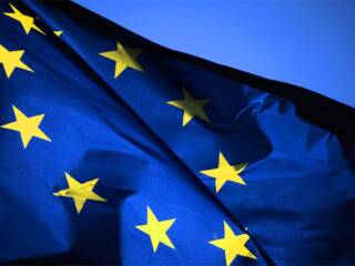 lunione europea spaventata da libra intende regolare le valute digitali