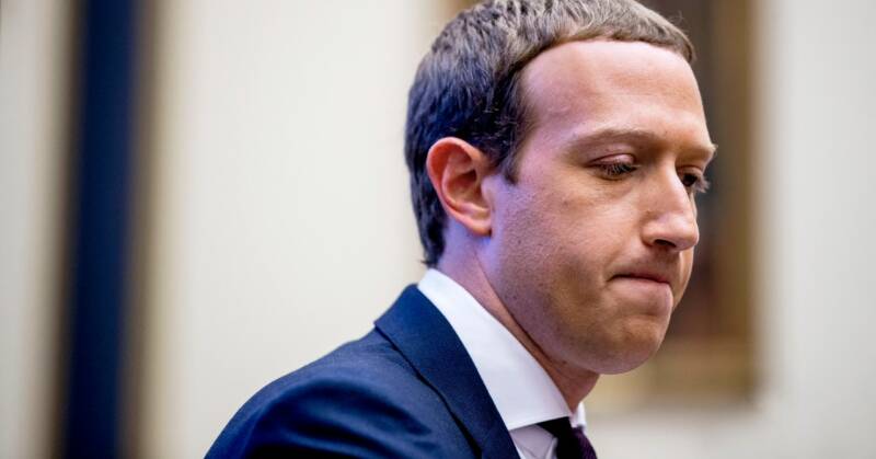 mark zuckerberg deve stare zitto 800x419 - Perchè Mark Zuckerberg farebbe meglio a tacere