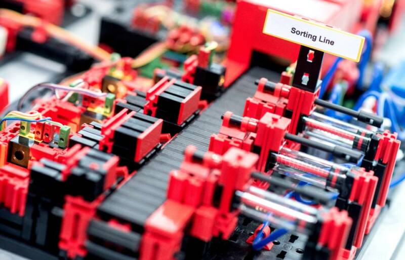 rendere internet delle cose iot piu intelligente con ai 800x513 - Come la IA Intelligenza Artificiale sta trasformando il mondo IOT Internet of Things