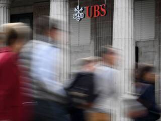 ubs in svizzera tokenizza gli asset e le attivita della gestione patrimoniale e titoli