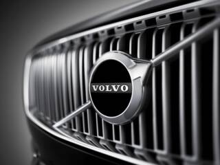 la blockchain di volvo servira per tracciare le batterie delle auto elettriche