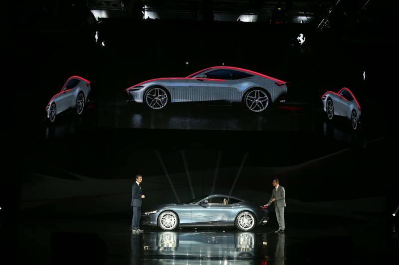 la ferrari ha appena presentato il suo nuovo coupe roma ed e uno storditore gara 800x533 - La Ferrari ha appena presentato il suo nuovo coupé Roma