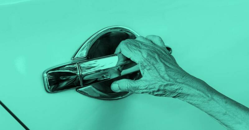 smetti di dire che le auto senza conducente aiuteranno gli anziani 800x419 - E' falso che le auto a guida autonoma aiuteranno gli anziani?