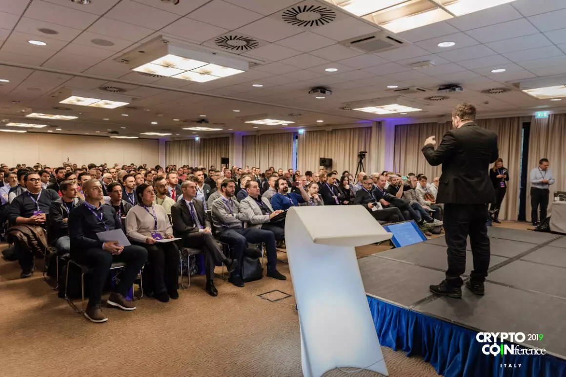 Michele Ficara di Assodigitale e Swiss Blockchain Consortium tra i I primi 21 Speaker di Crypto Coinference 2020 MICHELE FICARA DI ASSODIGITALE E SWISS BLOCKCHAIN CONSORTIUM TRA I I PRIMI 21 SPEAKER DI CRYPTO COINFERENCE 20203 1160x774 - Michele Ficara di Assodigitale e Swiss Blockchain Consortium tra i I primi 21 Speaker di Crypto Coinference 2020
