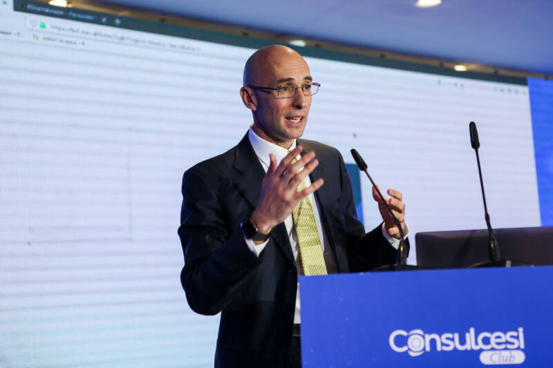 gianluigi pacini consulcesi approvato il fintoken act la legge su blockchain e mercati finanziari in albania 800x533 - Approvato IL FINTOKEN ACT la legge su blockchain e mercati finanziari in Albania