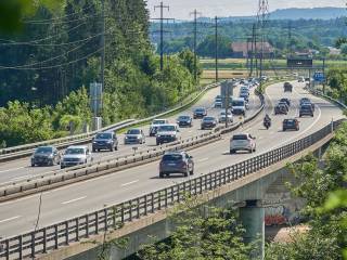 Ford richiama quasi 800 mila auto per disastro airbag Takata