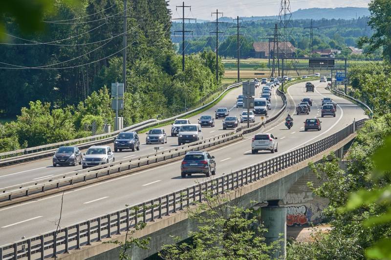 Ford richiama quasi 800 mila auto per disastro airbag Takata