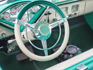 Tesla Model 3 Economica in Messico con Interni in Tessuto e Senza Display