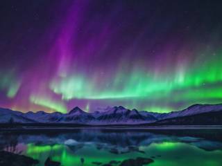 Aurora boreale generata dall'AI: critiche sui suggerimenti di Meta e nuove prospettive