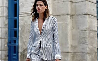 Charlotte Casiraghi incanta con il suo look pigiama alle sfilate di Parigi