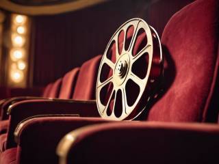 Film di Paolo Sorrentino su Netflix, escluso LORO su Berlusconi censurato