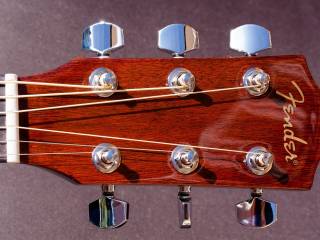 Gemma di UeD al centro di un caos surreale, Valerio in difficoltà