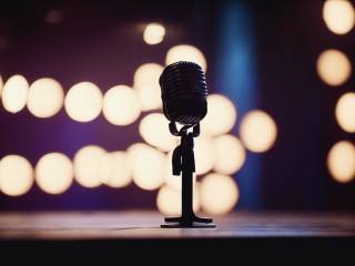 Lorella Cuccarini critica: non tutti gli Amici sono capolavori sul palco