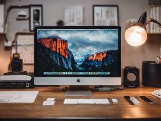 MacBook Pro M4: supporto per due display esterni in arrivo!