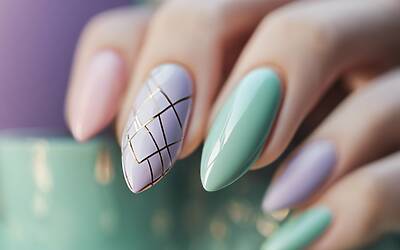 Manicure ispirate allo street style: 7 idee per unghie alla moda