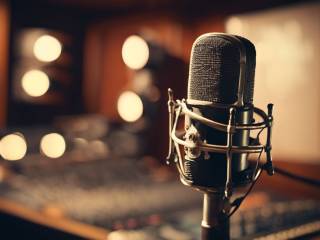 Valerio Scanu rivela le nuove dinamiche di Amici e le regole superate