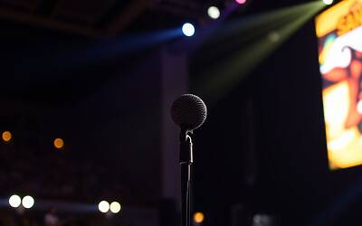 Carlo Conti annuncia l’assenza di Anna a Sanremo 2024: ecco i dettagli