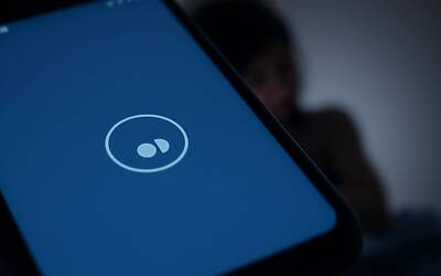 Cellulare in silenzioso: violenza in strada e gelosia nella relazione