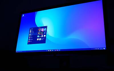 Fedora KDE: L'Evoluzione in un'Edizione Completa per Utenti Esigenti
