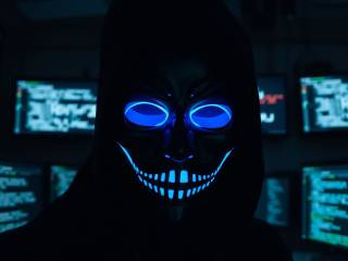 Hacker cinesi persistono nei telefoni statunitensi nonostante gli sforzi di sicurezza