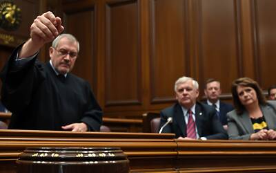 Mediaset vince la causa contro Cloudflare: dettagli e conseguenze legali importanti