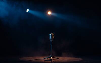 Mina incanta il pubblico: la magia del lancio di Gassa d’Amante