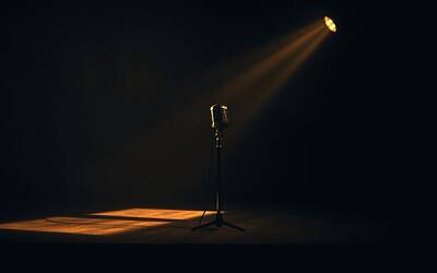 Riki rivela la sua lotta contro la depressione e il silenzio dal mondo musicale