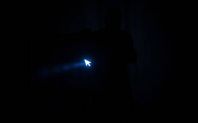 Sex extortion: strategie dei criminali informatici per il ricatto tramite immagini.