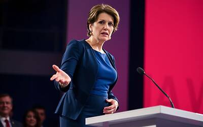 Sonia Bruganelli e Selvaggia Lucarelli: il conflitto sul palco della vita reale