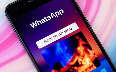 WhatsApp introduce il nuovo tasto ricerca immagini su Google per Android