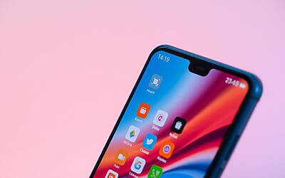 Xiaomi 14 riceve Android 15, ma HyperOS 2 rimane assente