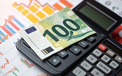 Bonus di 100 euro: come influisce sui giorni lavorativi e sulla busta paga