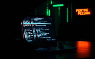 Dati milioni di italiani in vendita nel deep web: come proteggere le informazioni personali