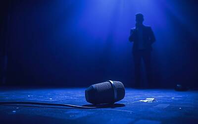 Tommaso Paradiso reagisce all'esclusione da Sanremo: le sue parole sui maligni