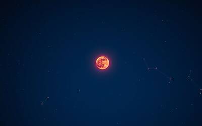 Allineamento unico nel cielo tra Marte, Sole e Terra da non perdere