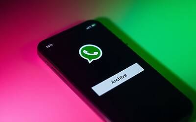 Chat di Whatsapp invisibili: scopri come nasconderle in un solo gesto