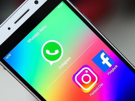 Condividere Status di WhatsApp su Altre Piattaforme: Guida Pratica e Semplice