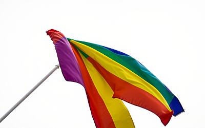 Hashtag LGBTQ+ bloccati su Instagram: impatti e reazioni della comunità online