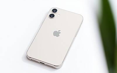 iPhone 16E: scoperta una nuova cover che anticipa il design del dispositivo
