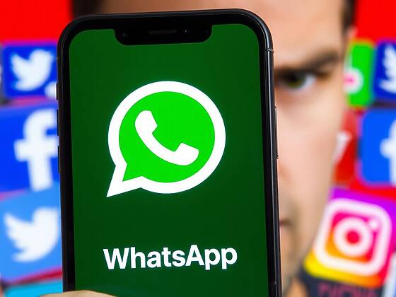 Messaggi WhatsApp condivisi automaticamente su Facebook e Instagram: come proteggere la tua privacy