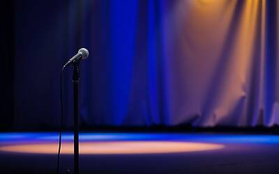 Sanremo 2025, assenti tre artisti che non hanno presentato canzoni a Carlo Conti